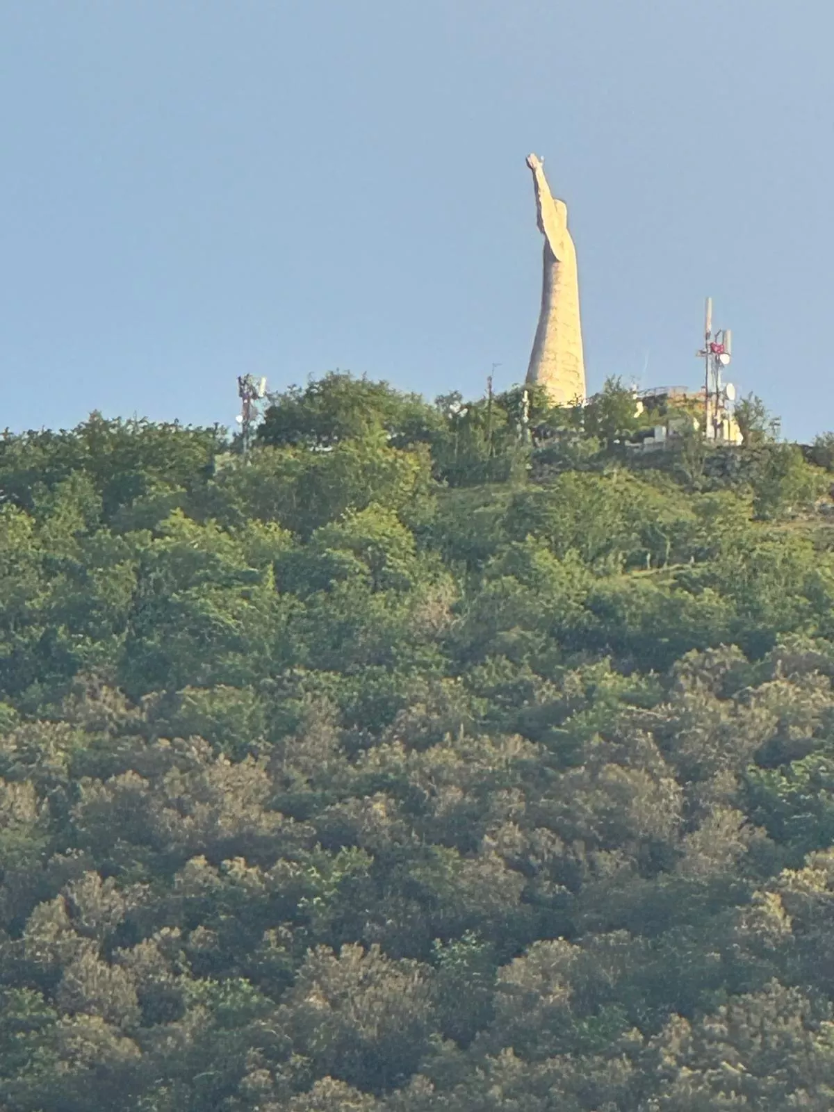 Il Cristo Redentore sul monte San Biagio